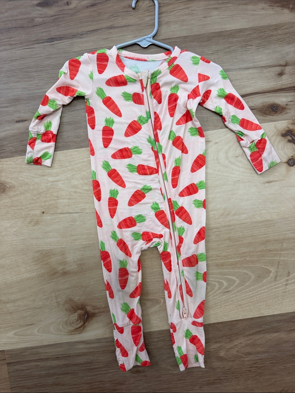 Posh PeanutKids Carrot-Print Zip One-Piece Romper - orange carrot 3-6mo